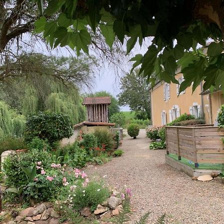 Gites Matilon Buanes Exterior foto